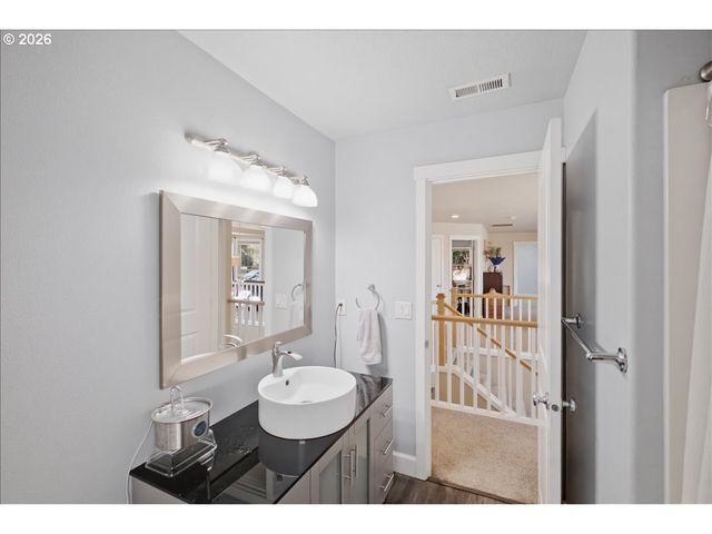 2448 Nw VIOLET Ct, Albany, OR 97321