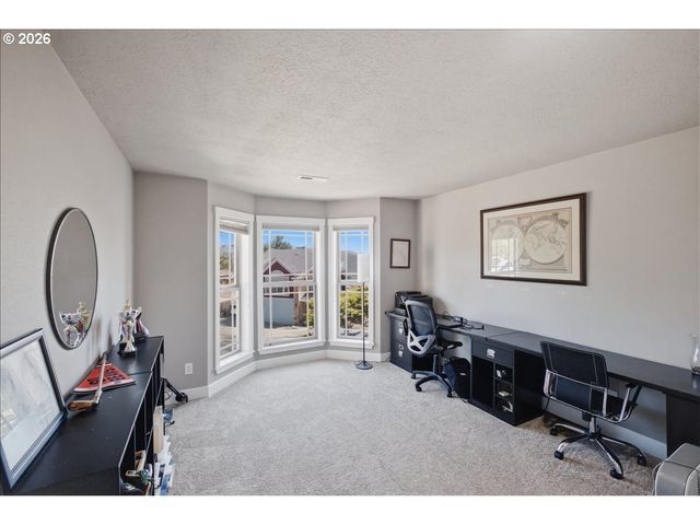 2448 Nw VIOLET Ct, Albany, OR 97321