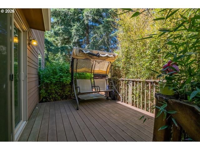 2448 Nw VIOLET Ct, Albany, OR 97321