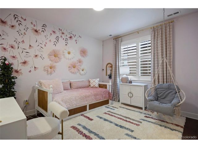 10601 Montecito Dr, Lone Tree, CO 80124