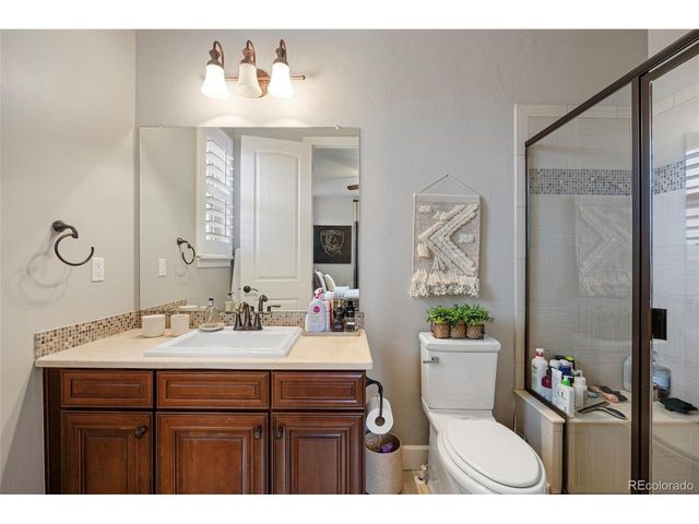 10601 Montecito Dr, Lone Tree, CO 80124