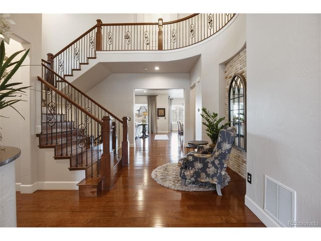 10601 Montecito Dr, Lone Tree, CO 80124