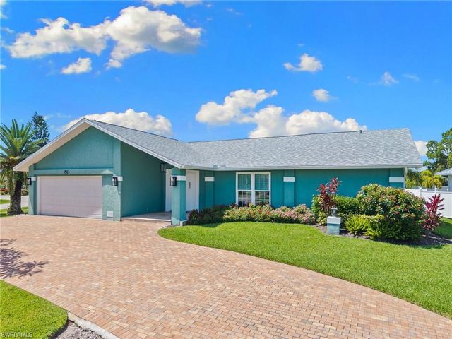 1513 Bermuda RD, Marco Island, FL 34145