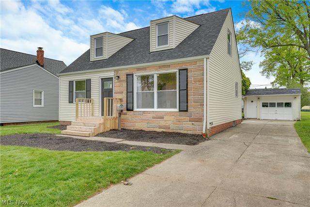 29050 Edgewood Drive, Willowick, OH 44095
