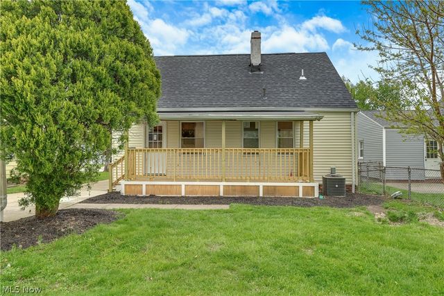 29050 Edgewood Drive, Willowick, OH 44095