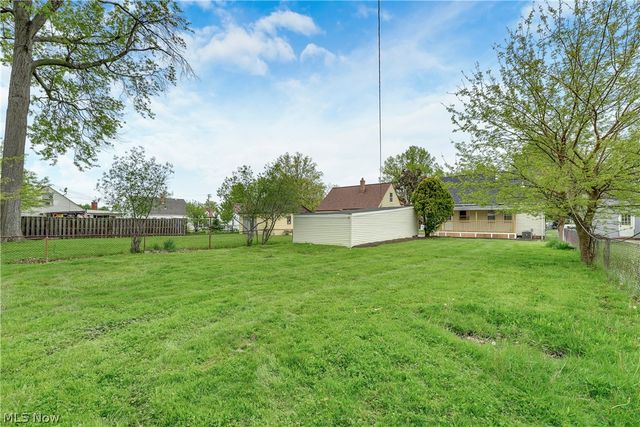 29050 Edgewood Drive, Willowick, OH 44095