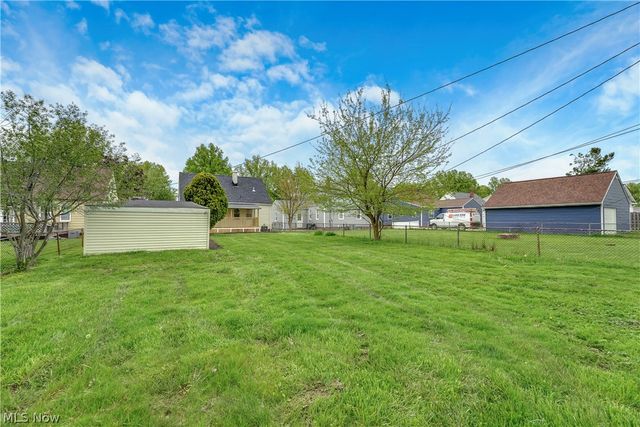 29050 Edgewood Drive, Willowick, OH 44095