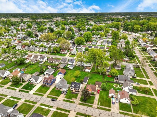29050 Edgewood Drive, Willowick, OH 44095