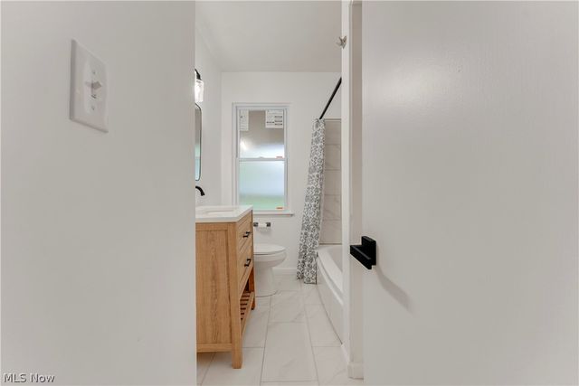 29050 Edgewood Drive, Willowick, OH 44095