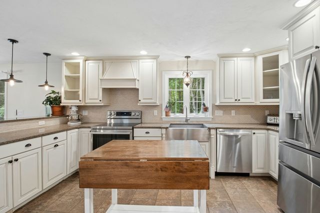471 Mount Elam Road, Fitchburg, MA 01420