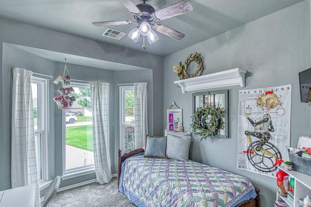 513 N Geronimo Way, Mustang, OK 73064