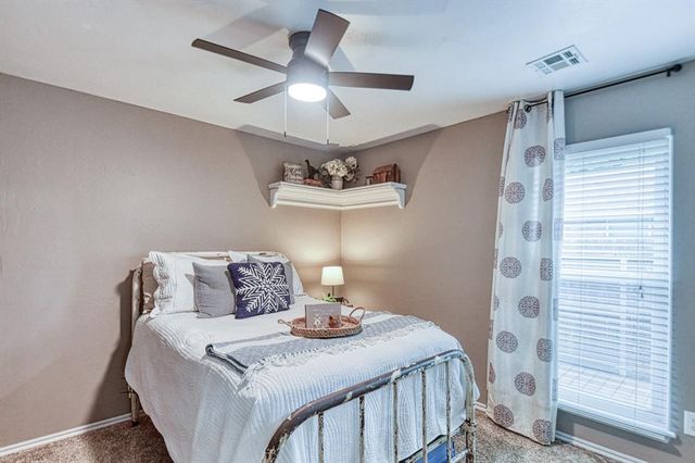 513 N Geronimo Way, Mustang, OK 73064