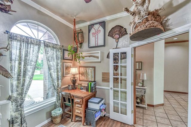 513 N Geronimo Way, Mustang, OK 73064