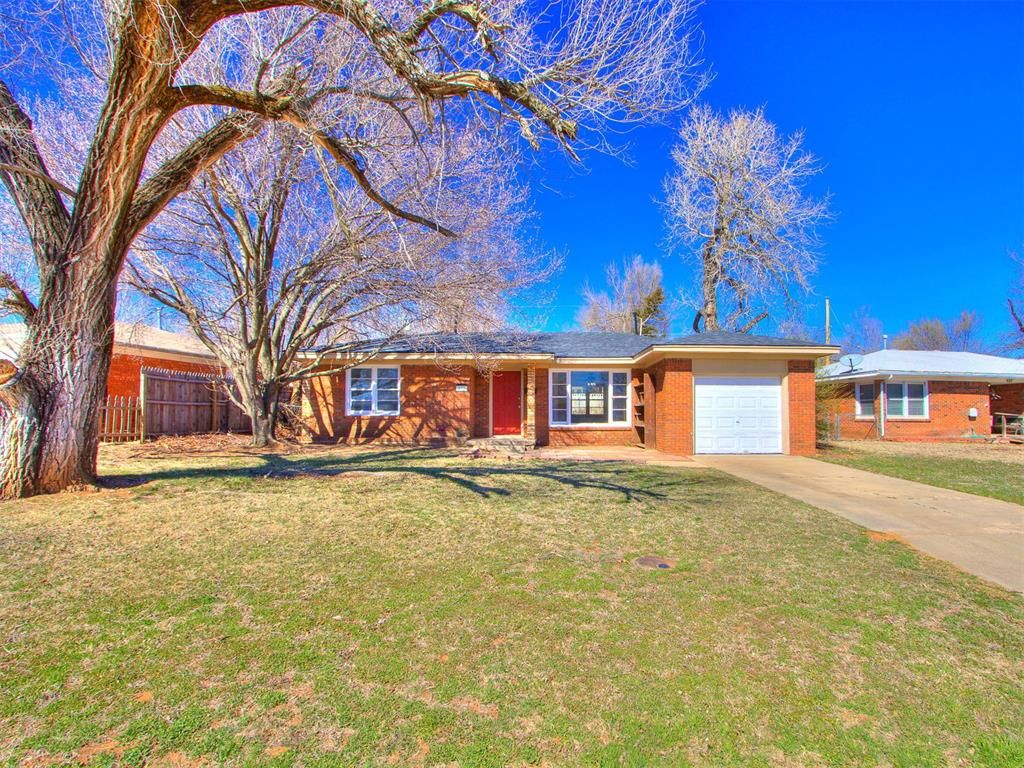 633 E Frolich Drive, Midwest City, OK 73110