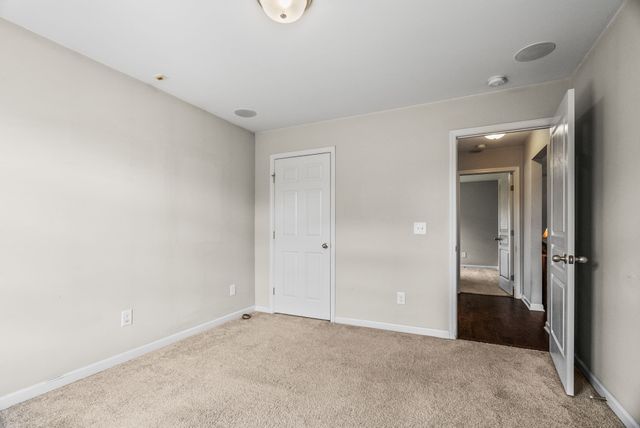 225 Leah Ct, Gallatin, TN 37066