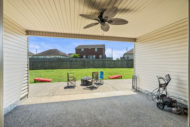 225 Leah Ct, Gallatin, TN 37066