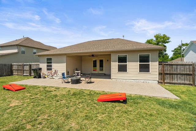 225 Leah Ct, Gallatin, TN 37066