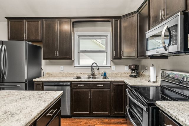 225 Leah Ct, Gallatin, TN 37066