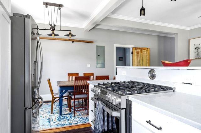 695 King Street, Charleston, SC 29403
