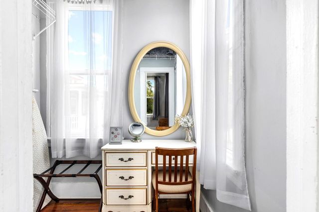 695 King Street, Charleston, SC 29403