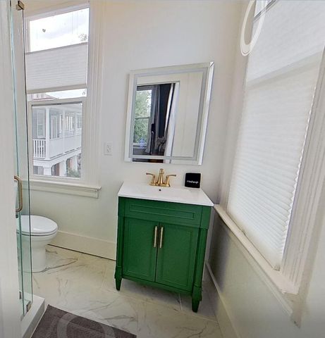 695 King Street, Charleston, SC 29403