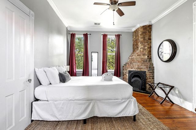 695 King Street, Charleston, SC 29403