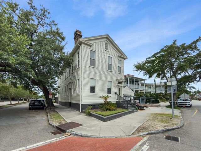 695 King Street, Charleston, SC 29403