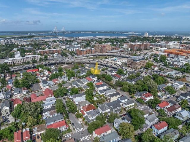 695 King Street, Charleston, SC 29403