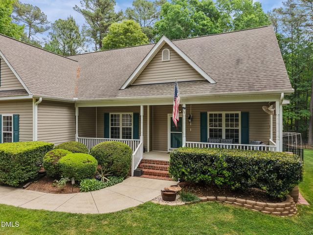 160 Lumberjack Lane, Louisburg, NC 27549