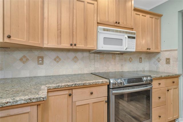 3412 LITTLE OAK STREET, Valrico, FL 33596