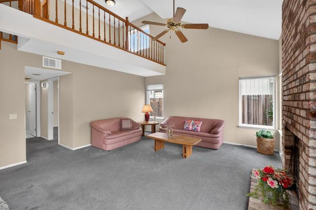 9083 Fanega Ct, Elk Grove, CA 95758