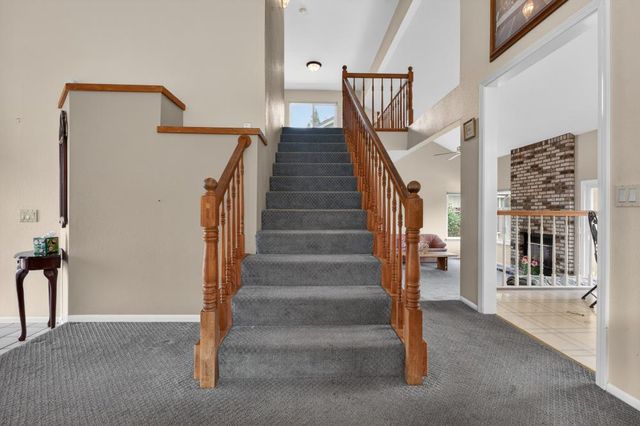 9083 Fanega Ct, Elk Grove, CA 95758