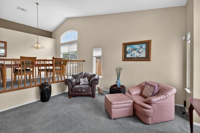 9083 Fanega Ct, Elk Grove, CA 95758