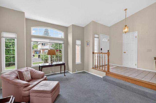 9083 Fanega Ct, Elk Grove, CA 95758