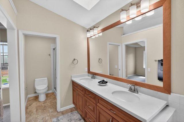 9083 Fanega Ct, Elk Grove, CA 95758