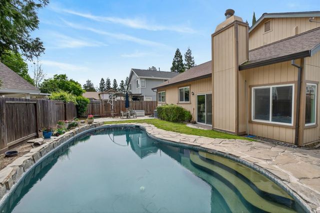 9083 Fanega Ct, Elk Grove, CA 95758