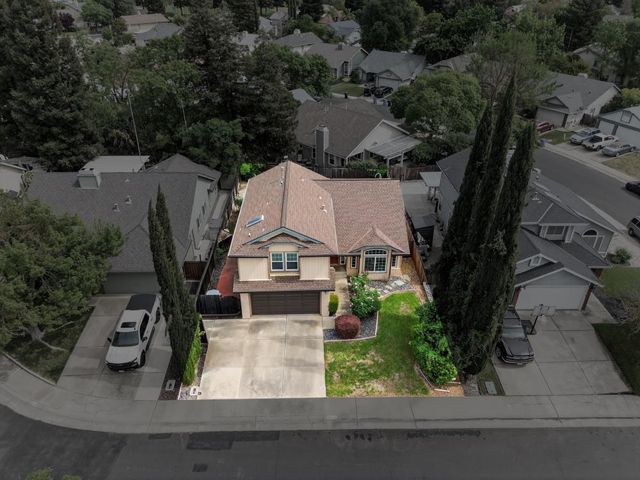 9083 Fanega Ct, Elk Grove, CA 95758