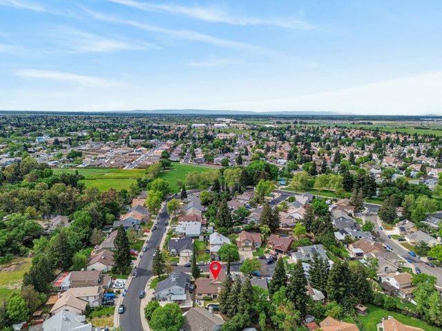 9083 Fanega Ct, Elk Grove, CA 95758