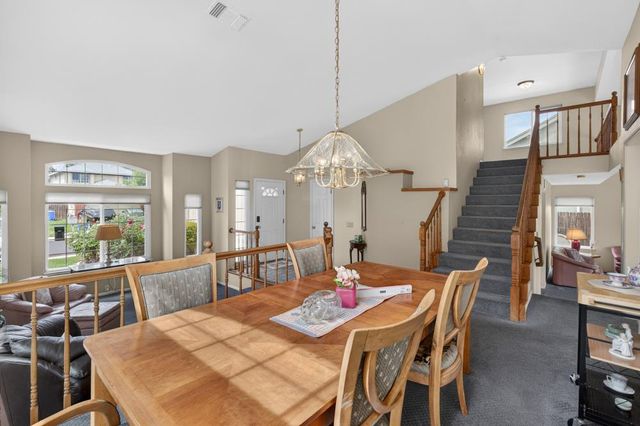 9083 Fanega Ct, Elk Grove, CA 95758