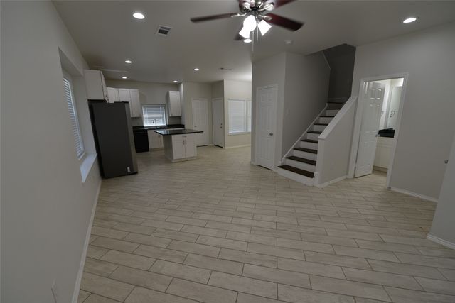 2385 Murphy Court, Red Oak, TX 75154