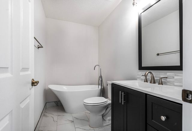 331 NW Broken Oak Trail, Jensen Beach, FL 34957