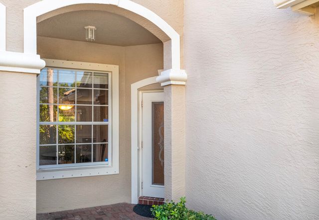 331 NW Broken Oak Trail, Jensen Beach, FL 34957