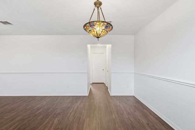 205 Phlox Lane, Burleson, TX 76028