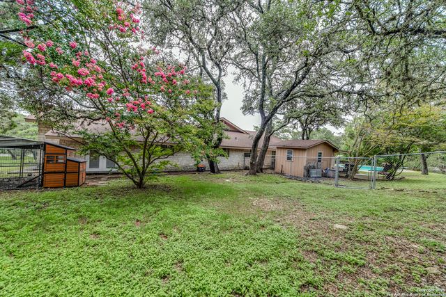 9106 Saddle Trl, San Antonio, TX 78255