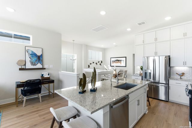 6464 Babcock Rd Unit 711, San Antonio, TX 78249