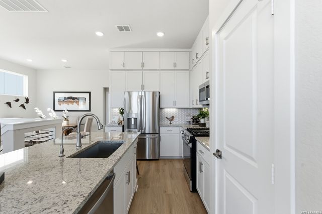 6464 Babcock Rd Unit 711, San Antonio, TX 78249