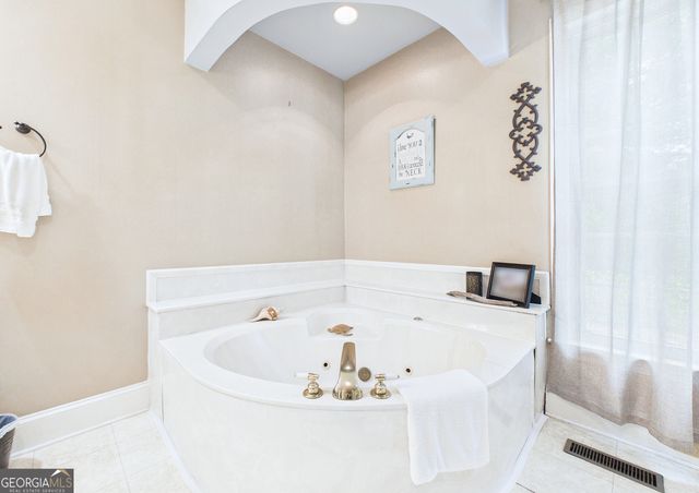 5771 Rogers Road, Lizella, GA 31052