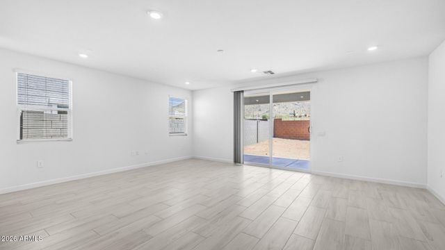 17470 W ILLINI Street, Goodyear, AZ 85338