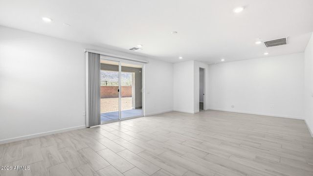 17470 W ILLINI Street, Goodyear, AZ 85338
