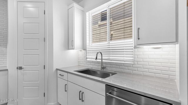 17470 W ILLINI Street, Goodyear, AZ 85338